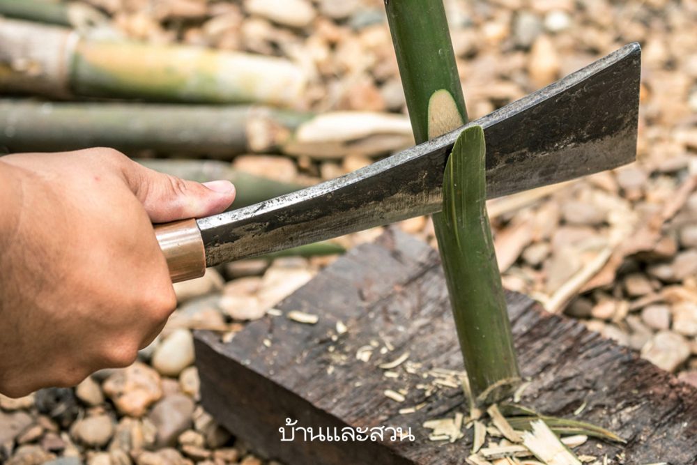 มีดทำสวน สำหรับเกษตรกรรุ่นใหม่ หรือคนที่กำลังเริ่มทำแปลงเกษตร อาจมีคำถามขึ้นมาบ้างว่า เราควรจะเลือกซื้อมีดใช้งานในไร่ในสวนแบบไหน ให้เหมาะกับงานของเรา